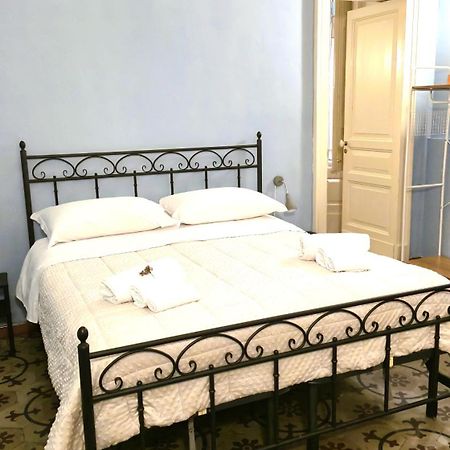מלון קטאניה Saranton House מראה חיצוני תמונה