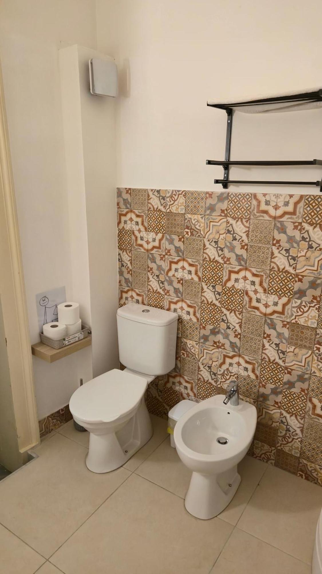 מלון קטאניה Saranton House מראה חיצוני תמונה