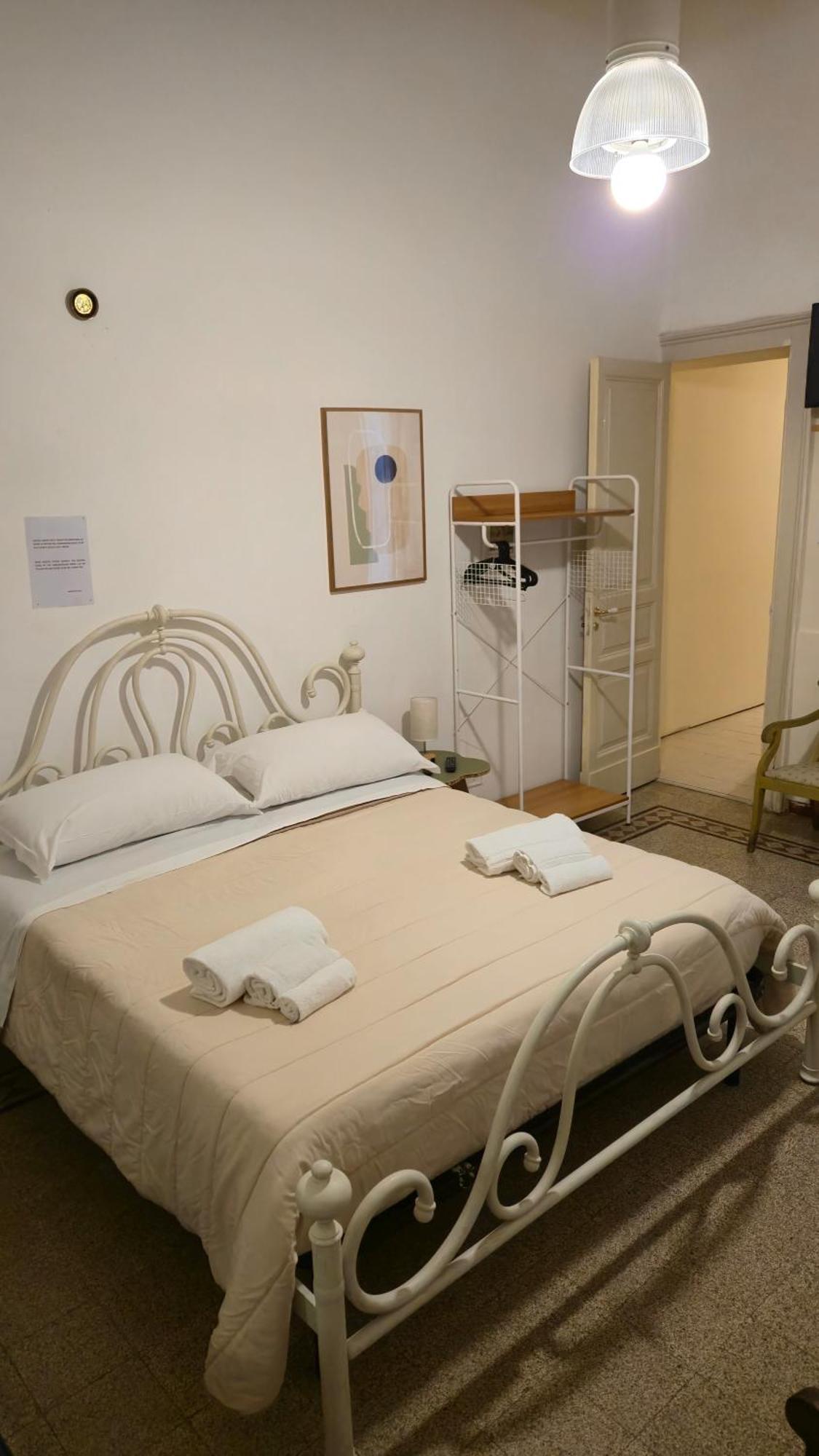 מלון קטאניה Saranton House מראה חיצוני תמונה