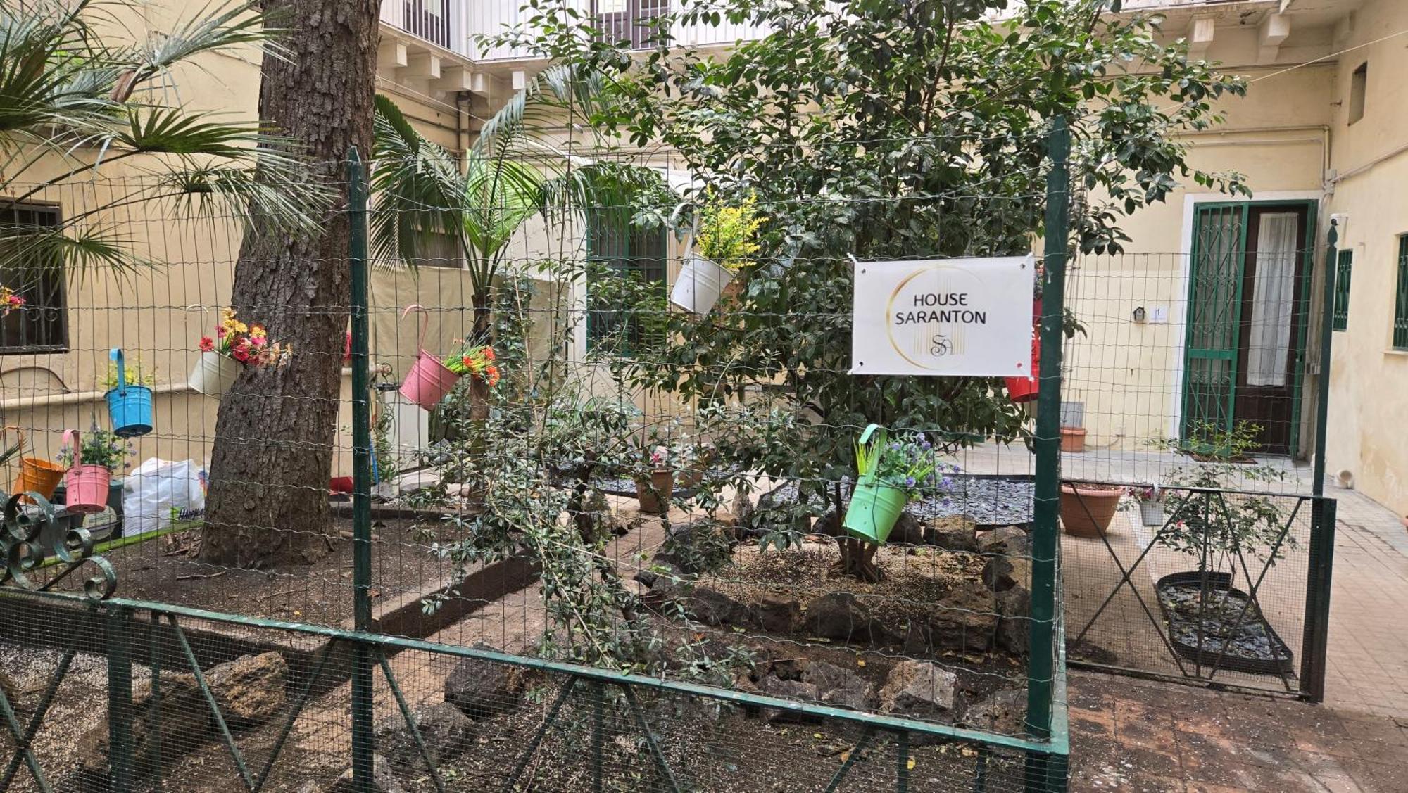 מלון קטאניה Saranton House מראה חיצוני תמונה